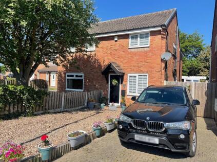 Wrelton Close, Royston, Barnsley, South Yorkshire, S71 4JQ