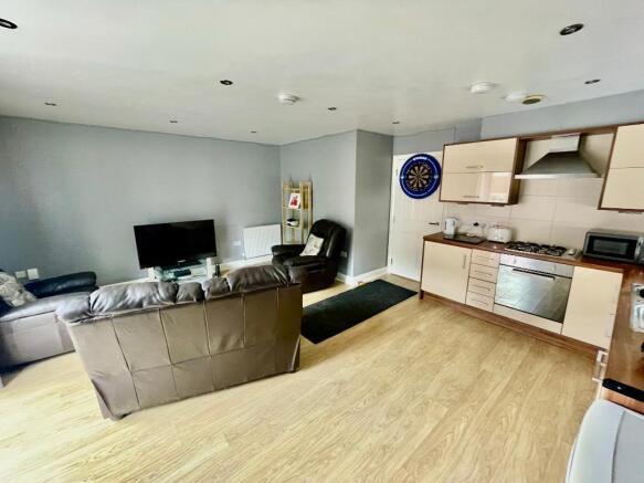 Living/Kitchen