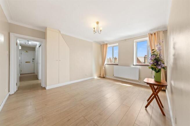 18 Marion Court, SW17 0RU-2.jpg