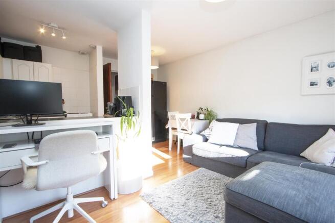 10 Limetree Walk reception 3.jpg