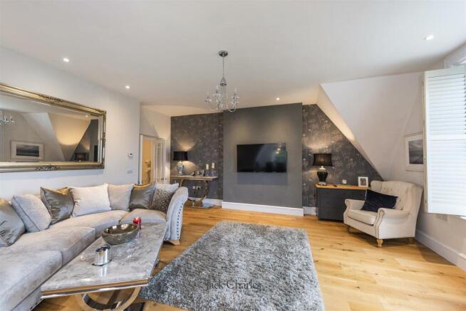 13 Lillesden House, TN18 4QG 021.jpg