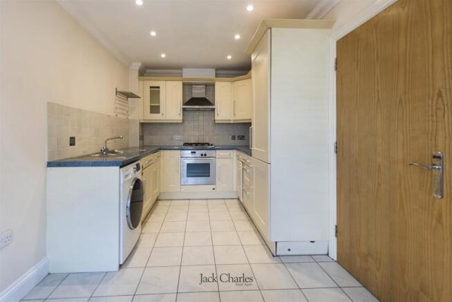 2 Rosemary Place, TN12 6DG 002.jpg