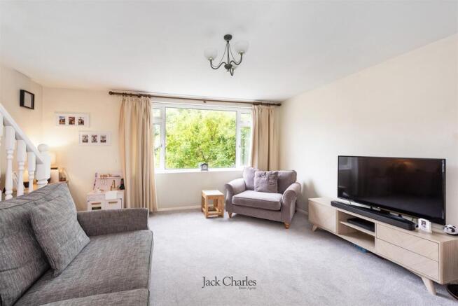 58 Dernier Rd, TN10 3EW 004.jpg