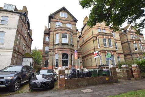 Earls Avenue, Folkestone