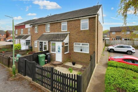 Maidstone - 2 bedroom end of terrace house for sale
