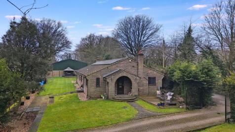 Scragged Oak Road, Detling, ME14