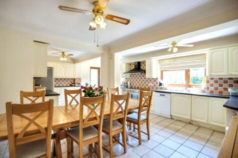 Horseshoes Lane, Langley, ME17