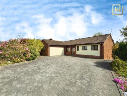 Cheddleton Park Avenue, Cheddleton, Staffordshire, ST13 7NS