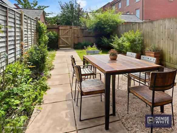 Outside - Virtual Staging