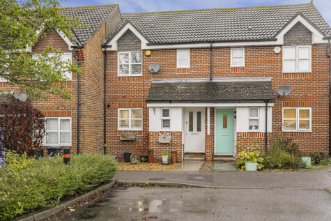 Latham Close, Dartford, DA2 6NS