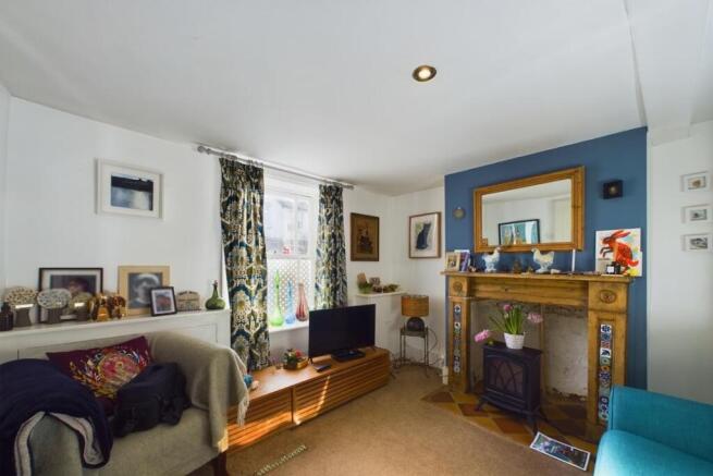 CAM01894G0-PR0158-STILL006.jpg
