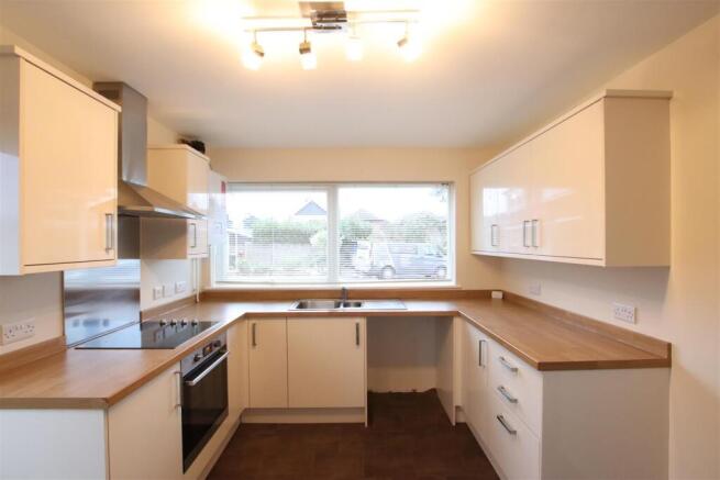 49 Arnold Way (16).JPG