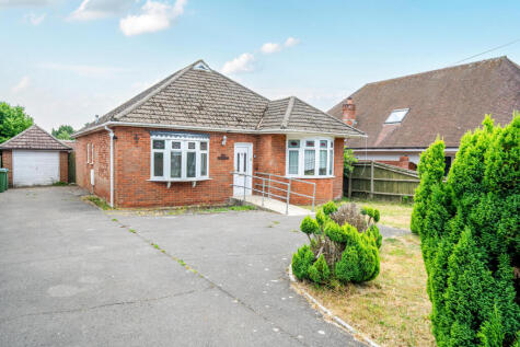 Holly Hill Lane, Sarisbury Green, Southampton