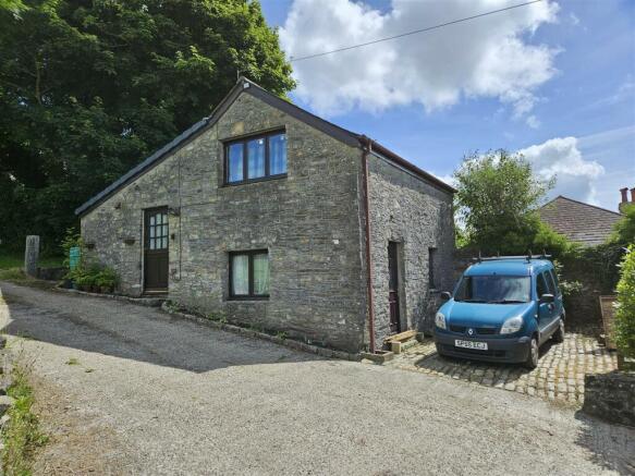 THE ANNEXE