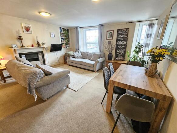 Sitting Dining Room.jpg