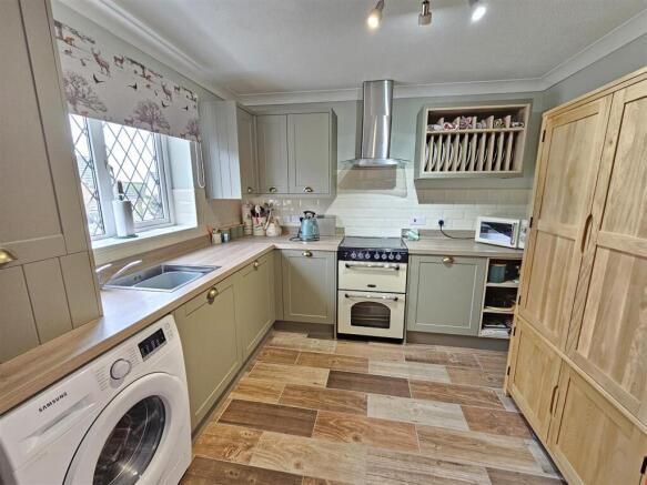 Kitchen.jpg