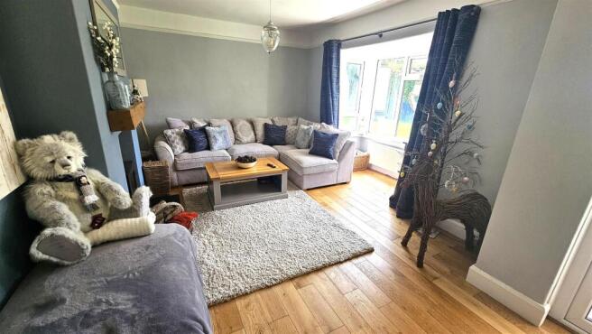 Living Room.jpg