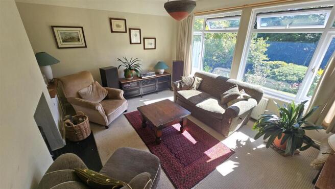 Living Room.jpg