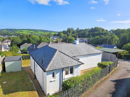Bolt House Close, Tavistock