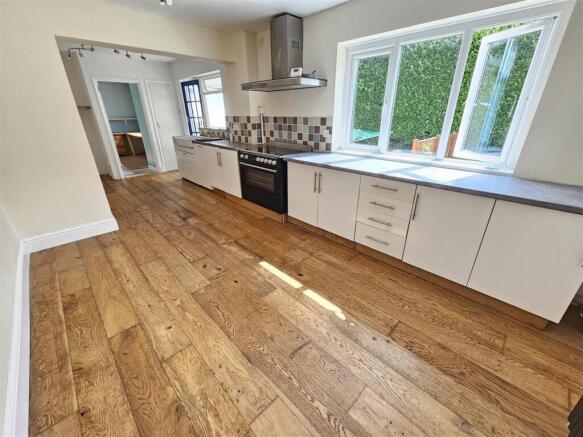 Kitchen Breakfast Room.jpg