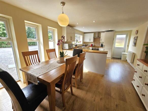 Dining & Kitchen.jpg