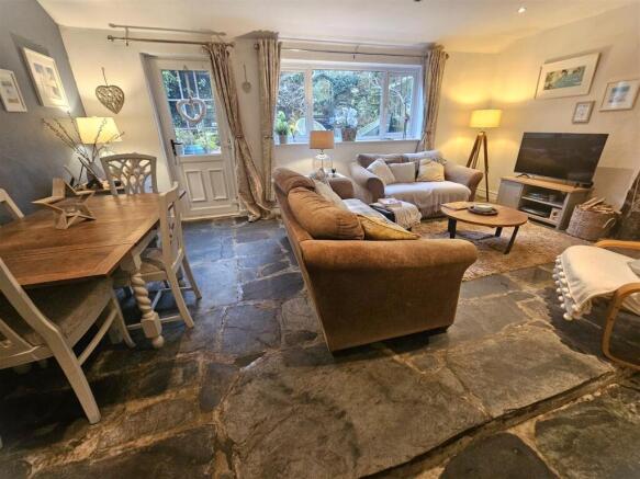 Sitting Dining Room.jpg