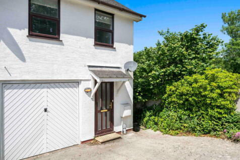 Museum Court, Fore Street, Kingsbridge