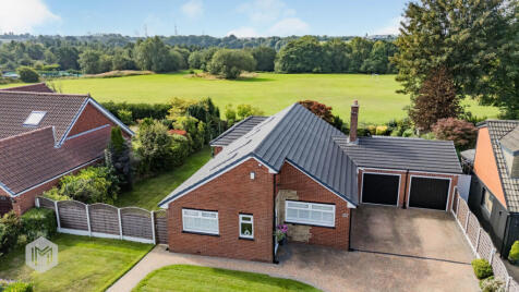 Ladyshore Road, Little Lever, Bolton, Greater Manchester, BL3 1JZ