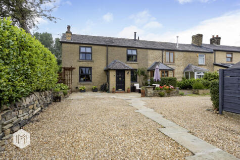 Kayfields, Harwood, Bolton, BL2 4DY