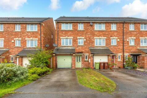Pontefract - 4 bedroom town house for sale