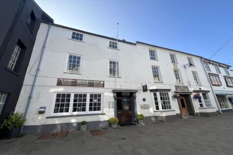 Nevill Street, Abergavenny, NP7