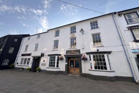 Nevill Street, Abergavenny, NP7