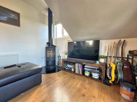 lounge 3