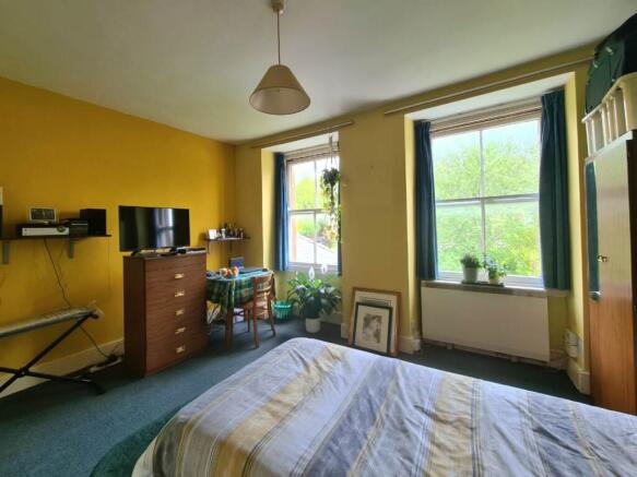Flat 9 Living Bed