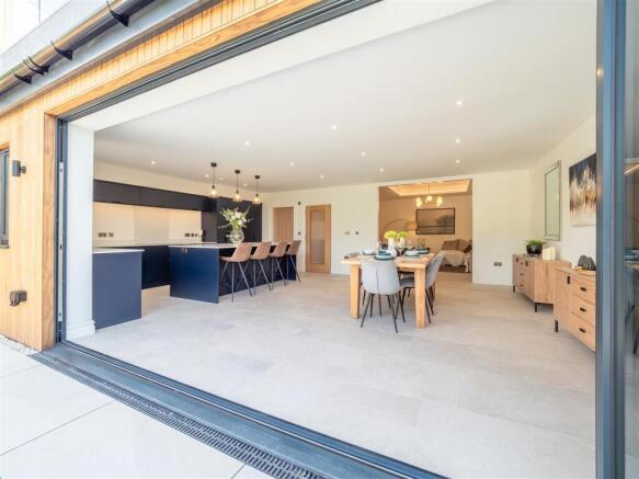 Bifold Doors No.6