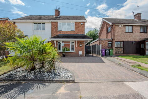 Helming Drive, Wolverhampton, WV1 2AL