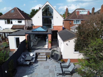 Hatherton Road, Shoal Hill, Cannock, WS11 1HH