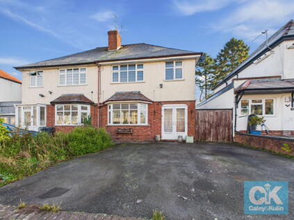 Wychbury Road, Finchfield, Wolverhampton, WV3 8DN