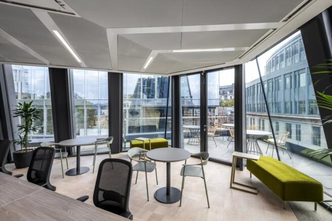 QBRE  90 Bartholomew Close  Office Curator  SMAL