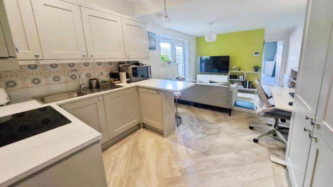 1e71d774-IMG-20250925-WA0006