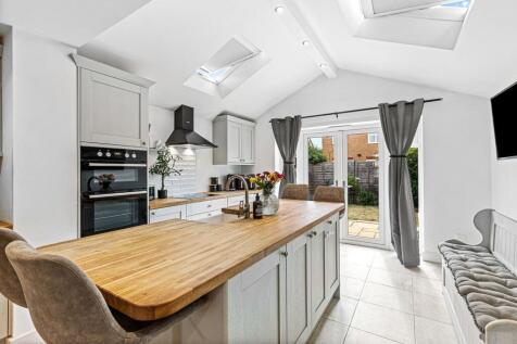 Tristram Close, Leicester Forest East, LE3