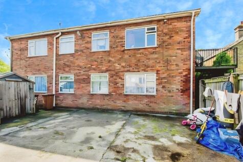 Lynn Road, Wisbech, Cambs, PE13 3DY