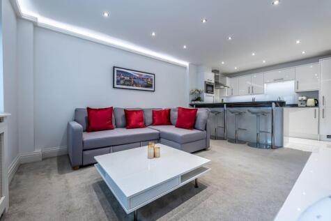 Old Brompton Road, SW5