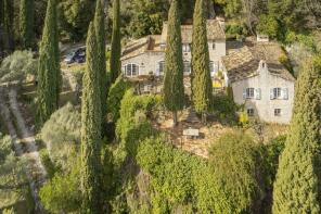 Photo of Provence-Alps-Cote d`Azur, Alpes-Maritimes, Tourrettes Sur Loup