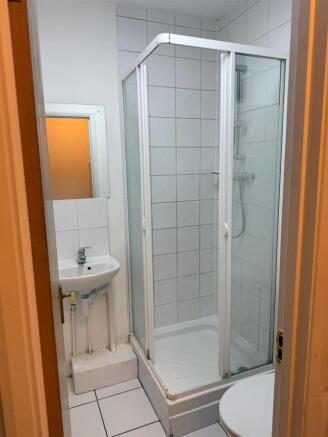 Shower 207 Langtry.jpg