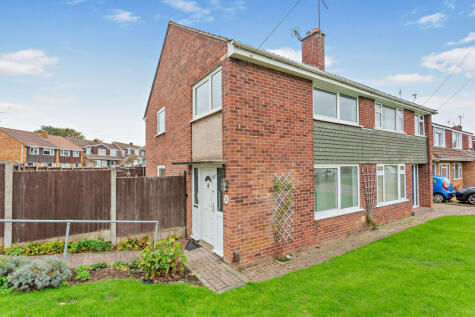 Hazel Crescent, Thornbury, BS35