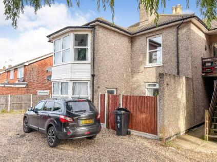 Pondtail Lodge, Frinton Road, Kirby Cross, CO13