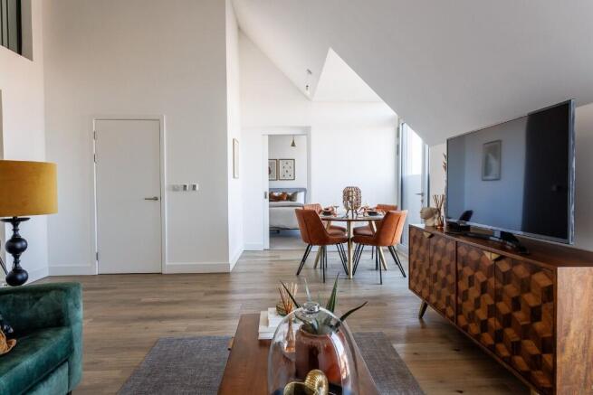 Living/Dining Area