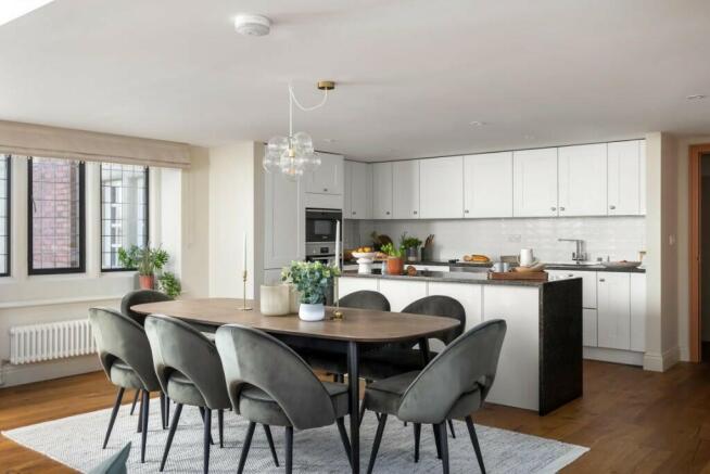 Kitchen/Dining Area 