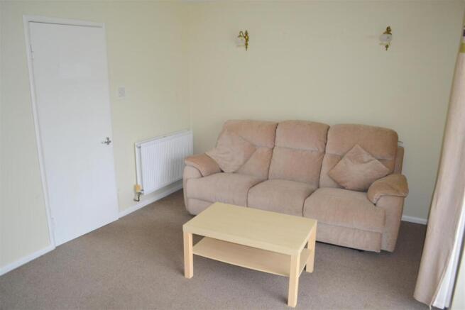 Lounge.JPG